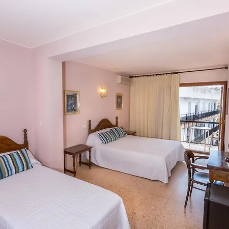 Buigues Hotel 2*